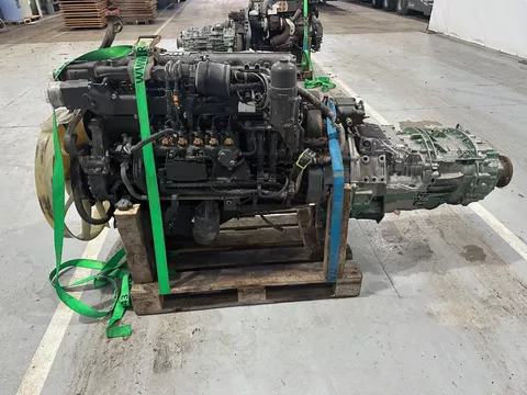 DAF MOTOR EN VERSNELLINGSBAK / MOTEUR ET BO&Icirc;TE DAF CF75 340 EURO 5