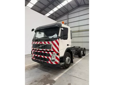 Volvo FM 300 6x2