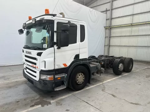 Scania P P230 6X2 / Essieu relevable directionnel / Stuurbare liftas / Steerable lift axle / RETARDER / 481205