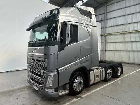 Volvo FH 13.460 Globetrotter / 6x2 / VEB / 469612 km / EURO 6 /PTO