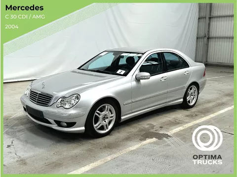 Mercedes-Benz C-Klasse C30 CDI / AMG /DIESEL TURBO 33795 km