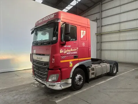 DAF XF 106.460 SPACECAB / MANUAL-MANUEL / INTARDER