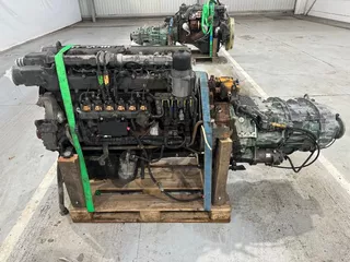DAF MOTOR EN VERSNELLINGSBAK / MOTEUR ET BO&Icirc;TE DAF CF75 340 EURO 5