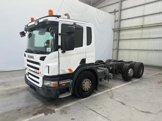 Scania P P230 6X2 / Essieu relevable directionnel / Stuurbare liftas / Steerable lift axle / RETARDER / 481205