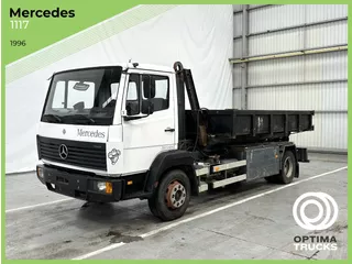Mercedes-Benz 1117